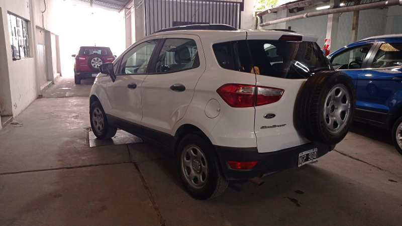 Ford ECO SPORT 2.0 SE L/13 6
